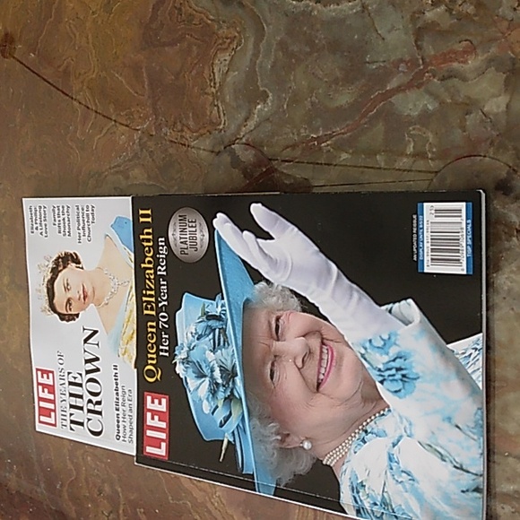 Life,  Queen Elizabeth  and years of the crown Other - 2 issues of Life , covering the years of the Crown